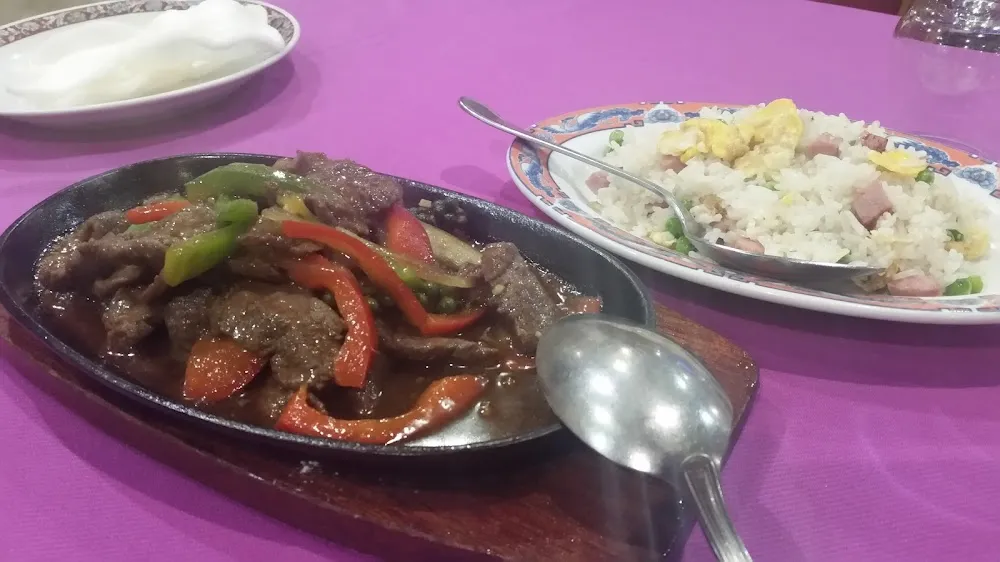 Beef with Pepper Sauce Singapore Rice